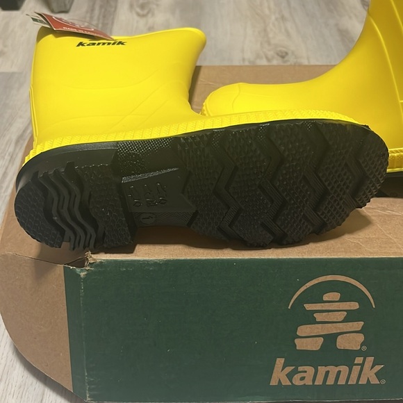 Kamik Yellow Rain Boots NIB Kids 1 Stomp - Picture 3 of 4